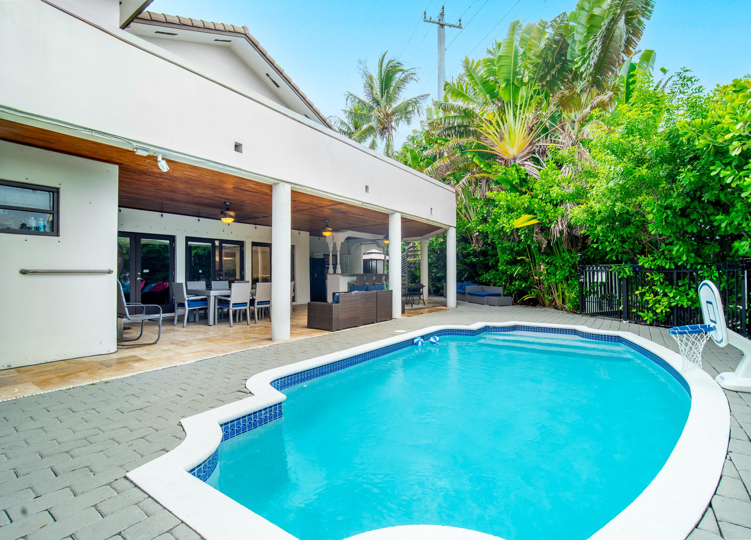 Villa Perla — Miami