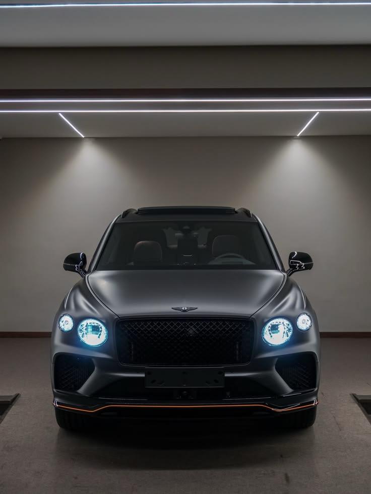 Bentley Bentayga 2