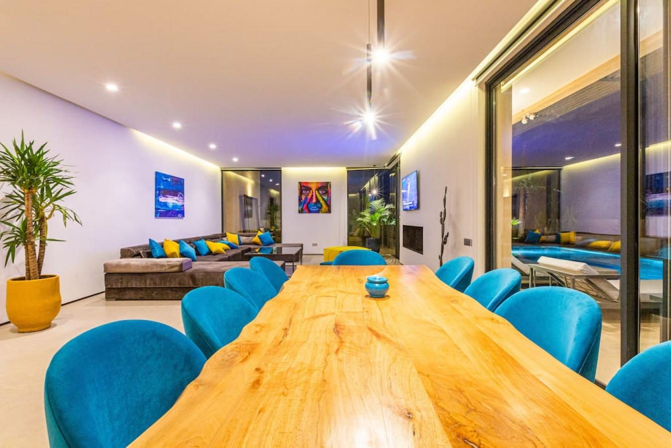 VILLA 103 - Luxury Getaway - Private Jacuzzi 5