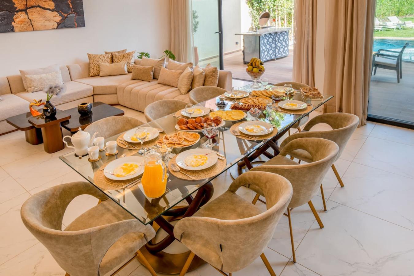 Luxury Villa  Golf, Cinema  Spa 4