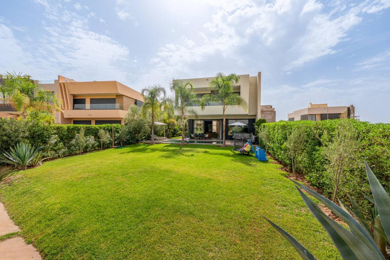 Villa Kniza – Luxury Stay, Courtyard, Pool & View 1